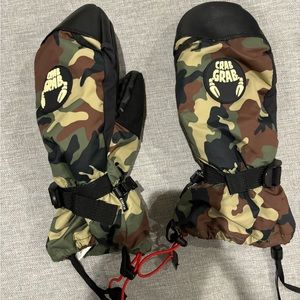 Crab grab ski gloves